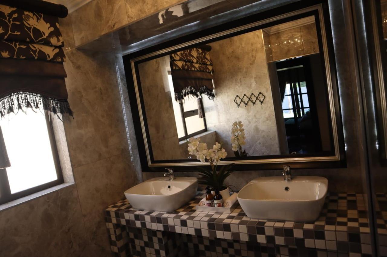 Villa Grande Luxury Accommodation Welkom Exterior foto