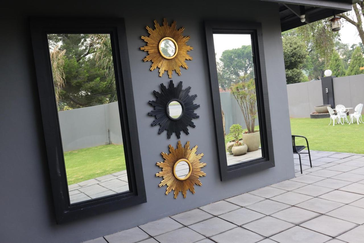 Villa Grande Luxury Accommodation Welkom Exterior foto